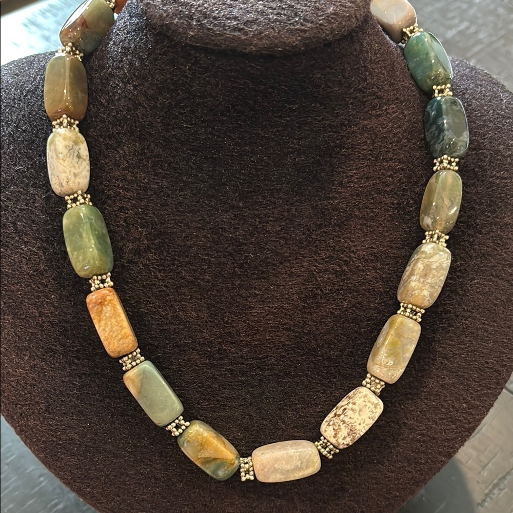 Mixed Quartz Polished Gemstone Silvertone Necklace Elegant Multicolor Beaded